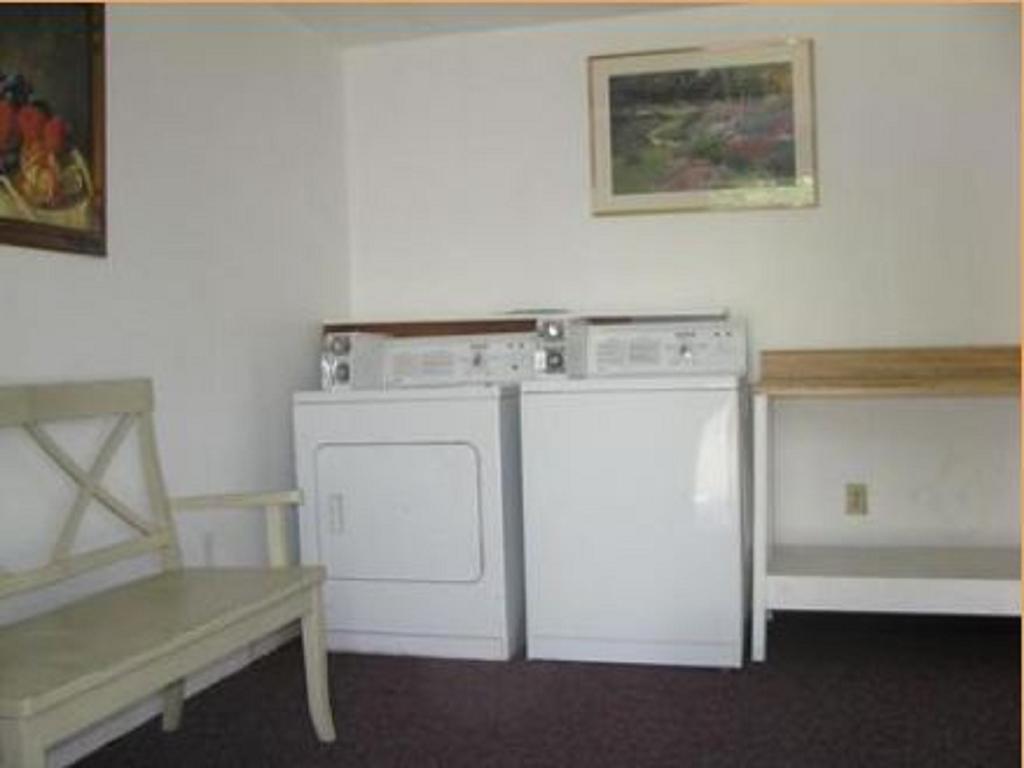 Acadia Sunrise Motel Τρέντον Εξωτερικό φωτογραφία